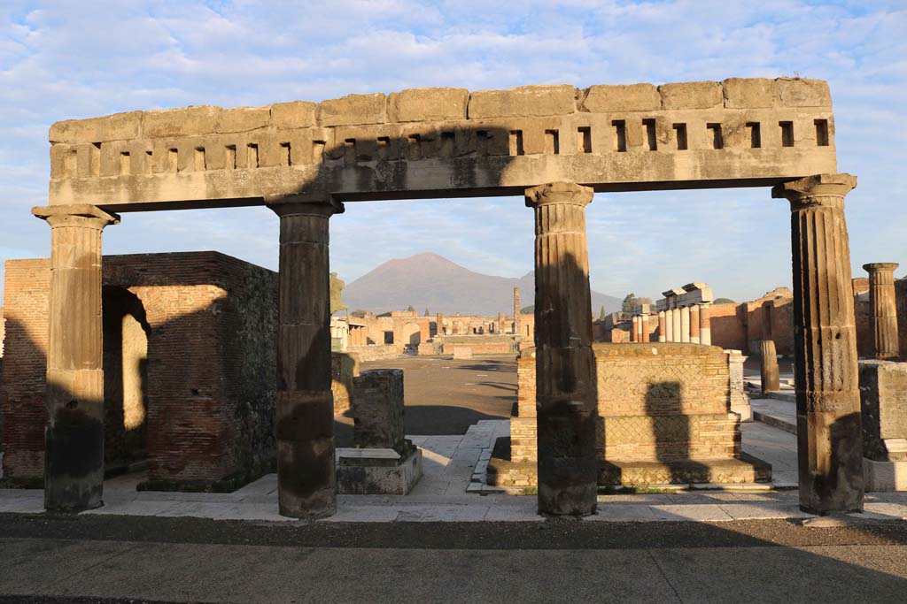 VII.8 Pompeii Forum. December 2018. Looking north from south side of Forum. Photo courtesy of Aude Durand.