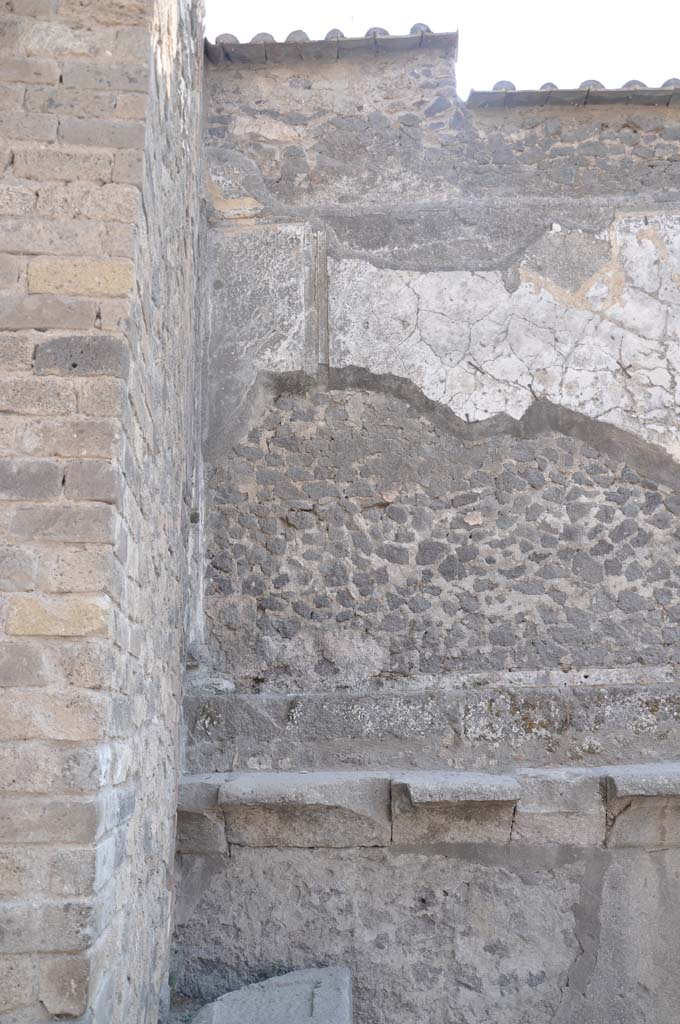 VII.8.1 Pompeii. July 2017. Looking towards west wall of Temple, in north-west corner
Foto Anne Kleineberg, ERC Grant 681269 DÉCOR.
