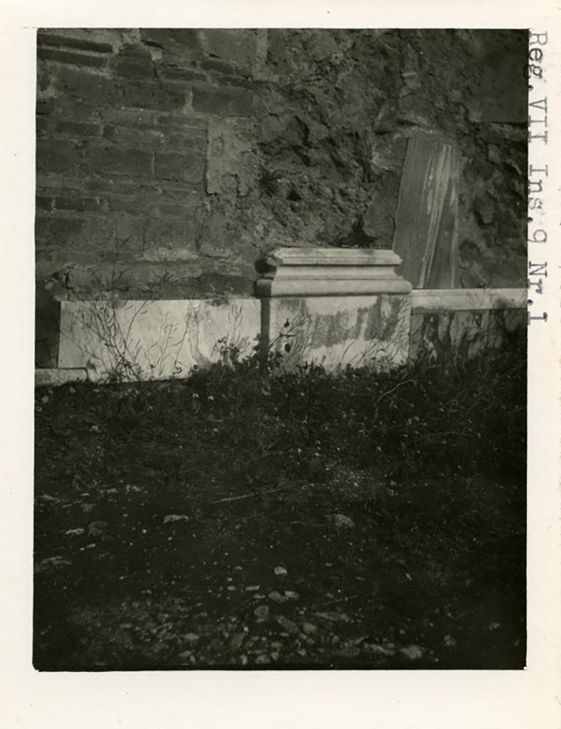 VII.9.1 Pompeii. Pre-1937-39. Detail of marble from north colonnade 9.
Photo courtesy of American Academy in Rome, Photographic Archive. Warsher collection no. 1160.

