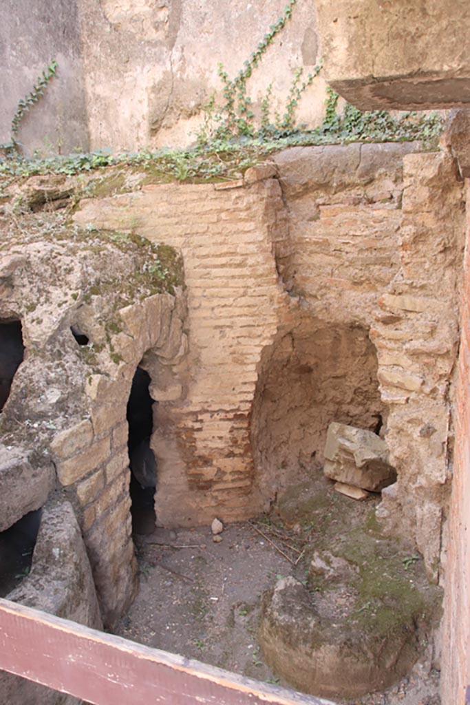 VII.9.1 Pompeii. October 2023. Room 8, looking south through doorway. Photo courtesy of Klaus Heese.