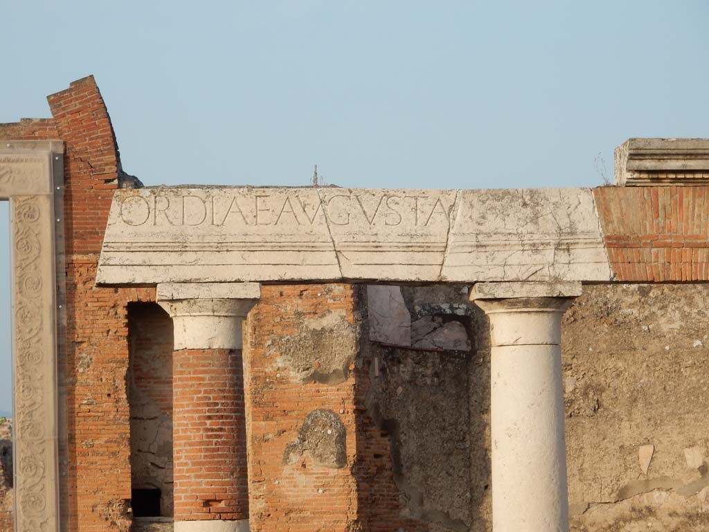 VII.9.1 Pompeii. June 2019. Eumachia’s Building portico. Part of inscription. Photo courtesy of Buzz Ferebee.

