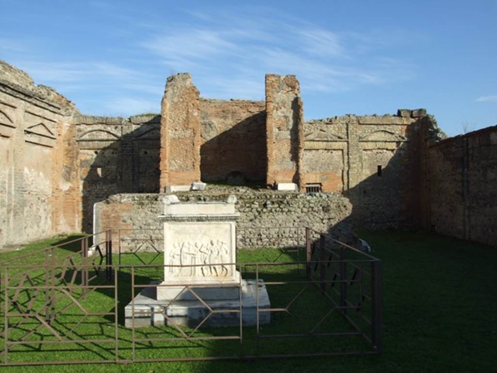 VII.9.2 Pompeii. December 2007.  East wall with Cella in centre.