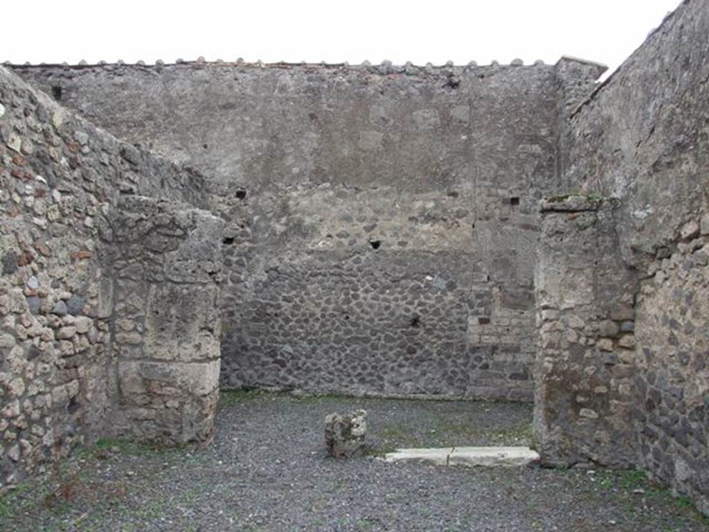 VII.9.20 Pompeii. December 2007. Doorway to rear room, on south side of shop.