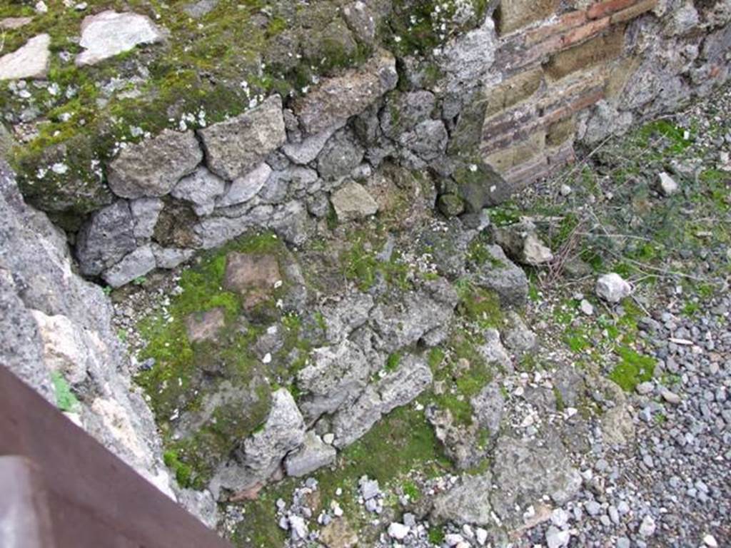 VII.9.29 Pompeii.  March 2009. Remains of stairs to upper floor in south east corner.