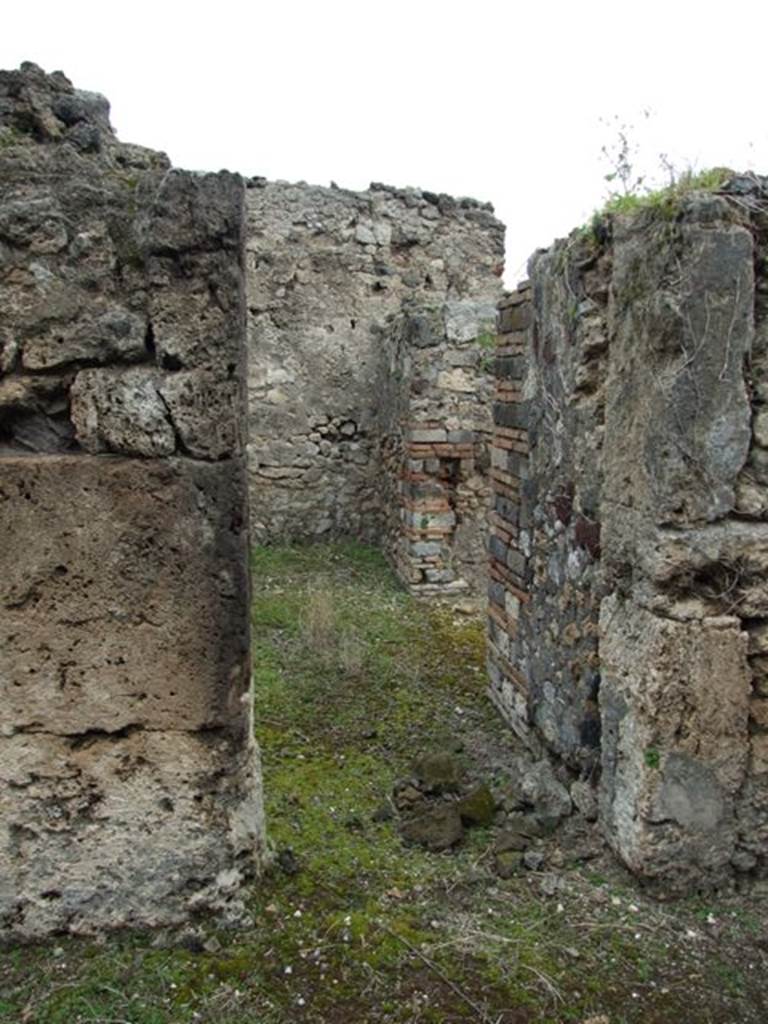 VII.9.47 Pompeii.  March 2009.  Doorway to Room 3. Anteroom, from Ala.