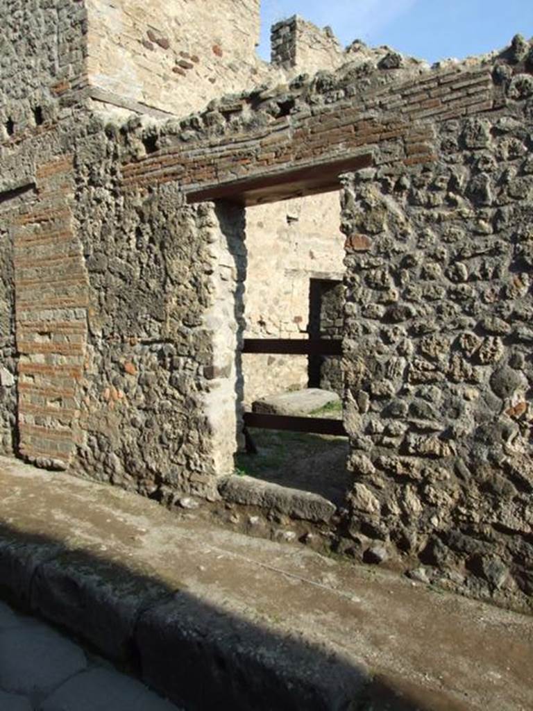 VII.11.1 Pompeii. December 2007. Entrance doorway.