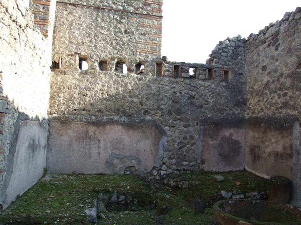 VII.11.5 Pompeii. December 2007. East wall.