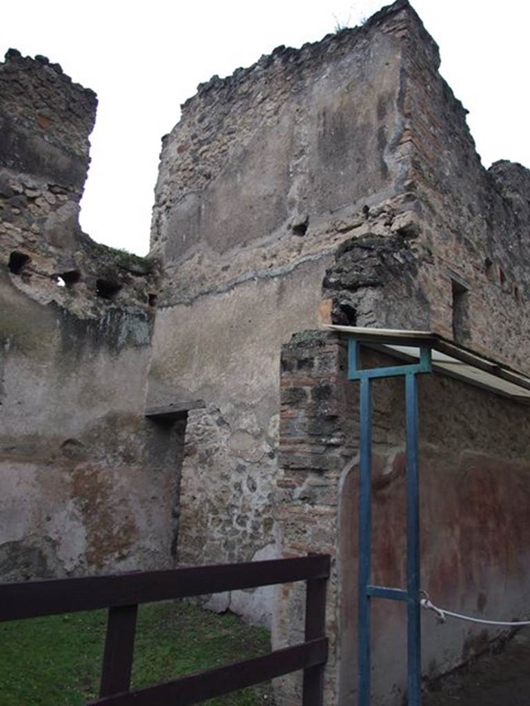 VII.11.13 Pompeii. December 2006. North wall.