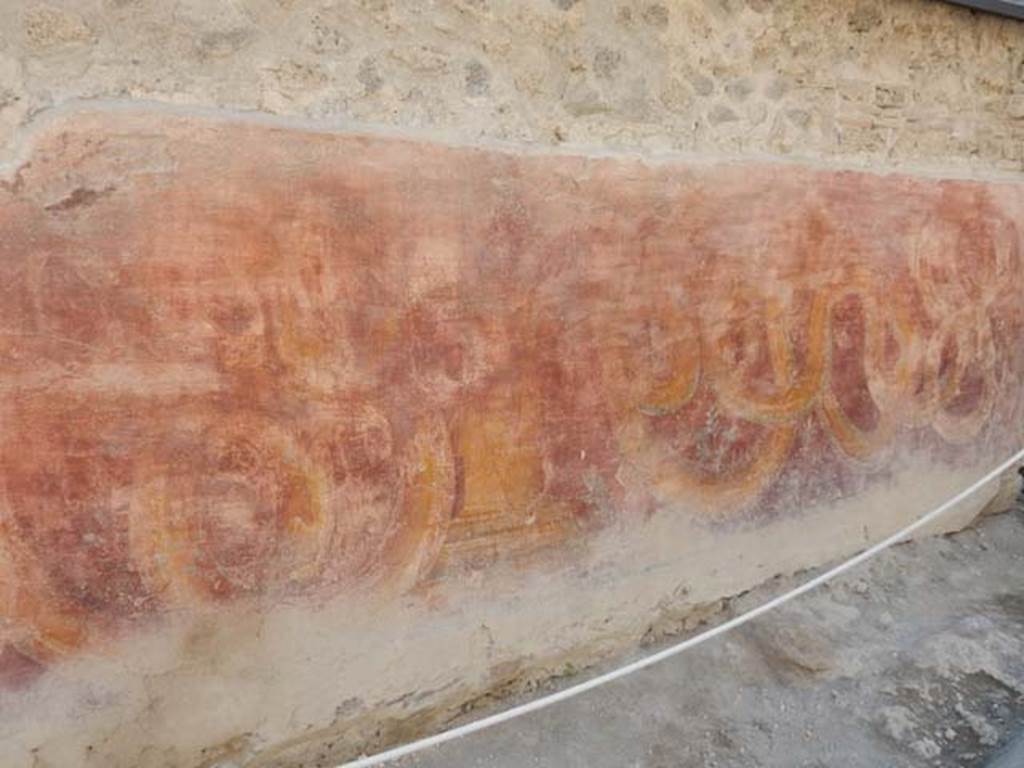 VII.11.13 Pompeii. May 2016. Street shrine. Photo courtesy of Buzz Ferebee.