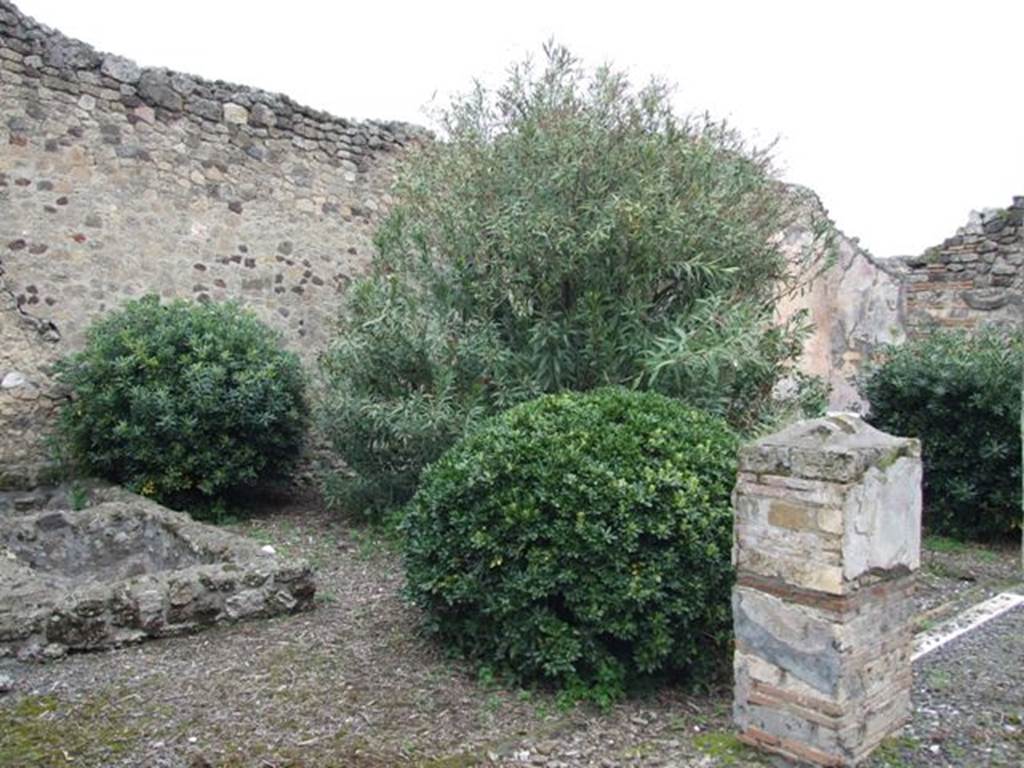 VII.14.5 Pompeii. March 2009. Room 11, looking north-east across peristyle garden area.  