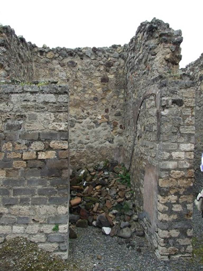 VII.14.5 Pompeii.  March 2009. Doorway to Room 20.