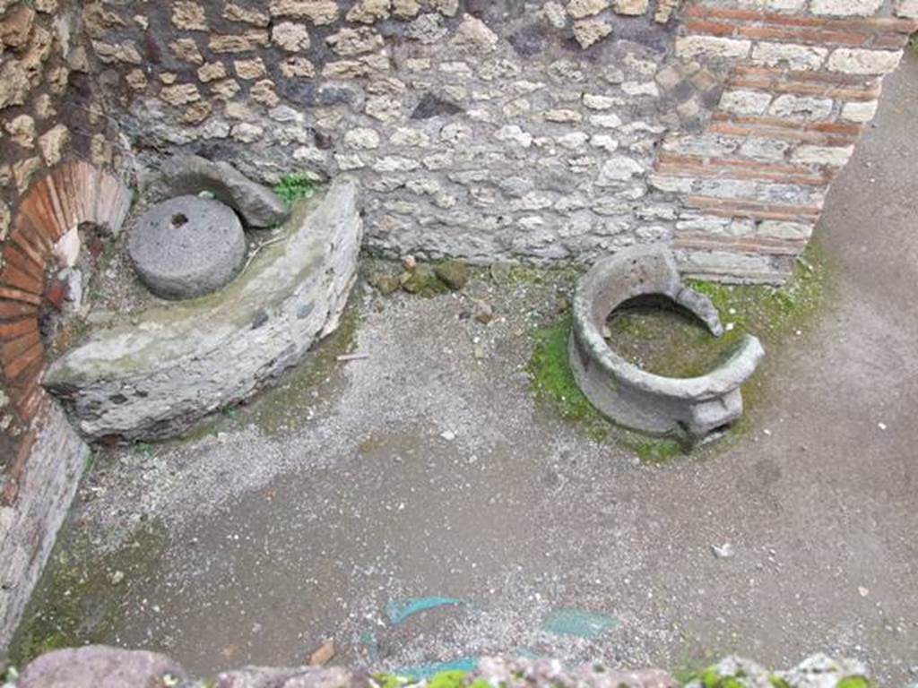 VII.14.9 Pompeii.  March 2009. Looking east into Kitchen area, from over the wall of VII.14.5.