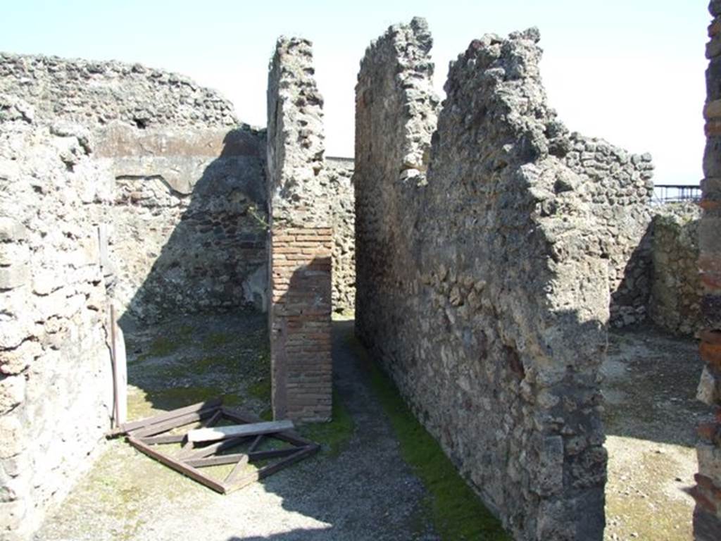 VII.14.9 Pompeii.  March 2009.  Room 13, 16 and 17.  Looking east from Room 15