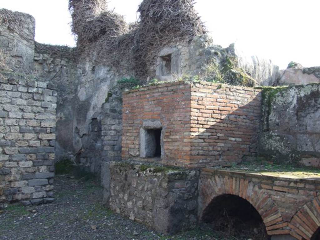 VII.14.19 Pompeii. December 2007. South side of kitchen.