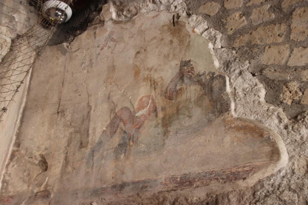 VII.16.a Pompeii. October 2023. 
Corridor B, upper south wall. Remains of plaster painted with scenes of gladiators. Photo courtesy of Klaus Heese.
