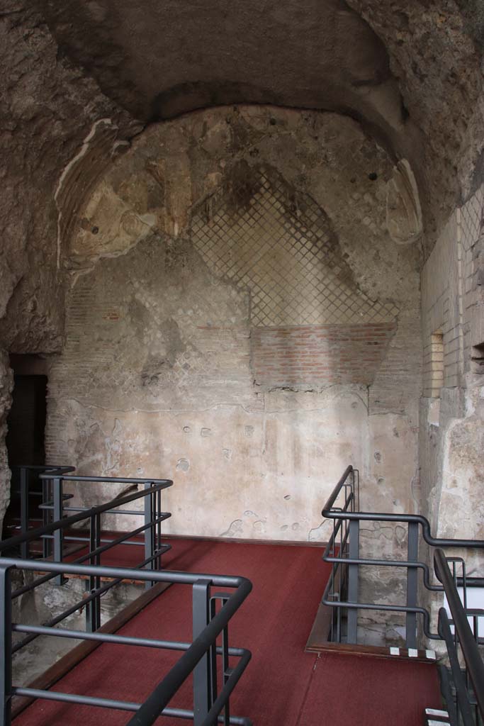 VII.16.a Pompeii. October 2020. Room 3, looking towards south wall. Photo courtesy of Klaus Heese.