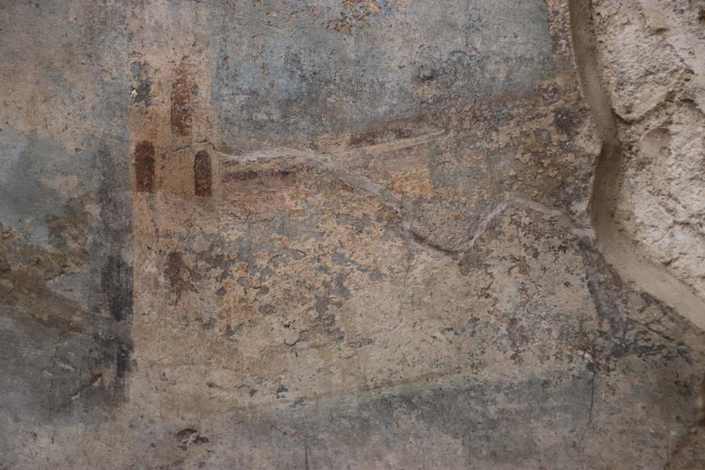 VII.16.a Pompeii. May 2015. Room 9, detail from lower south wall. Photo courtesy of 