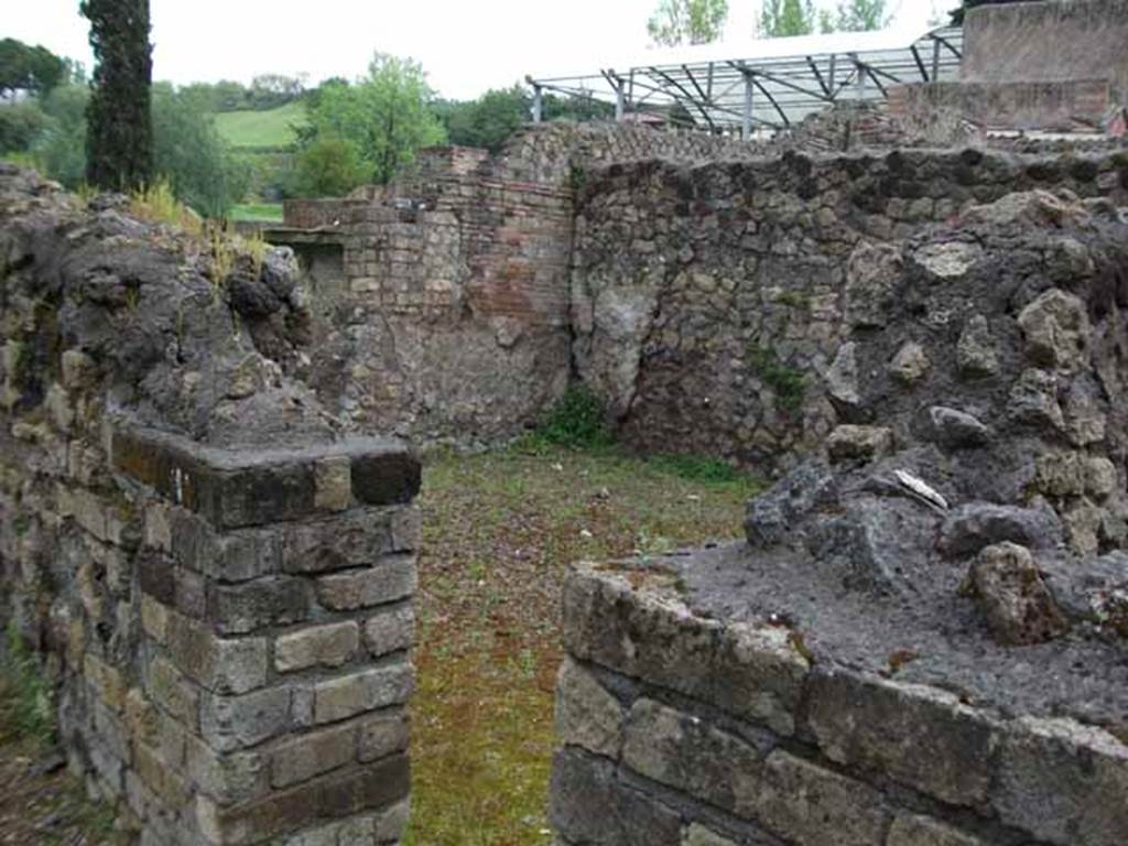 VII.16.a Pompeii. May 2010. Room in north east corner of lower area.