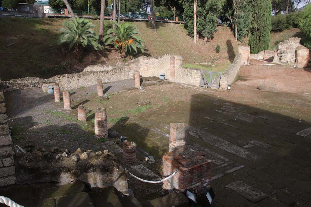 VII.16.a Suburban Baths. October 2020. Looking north-west across courtyard C, from entrance steps. Photo courtesy of Klaus Heese.