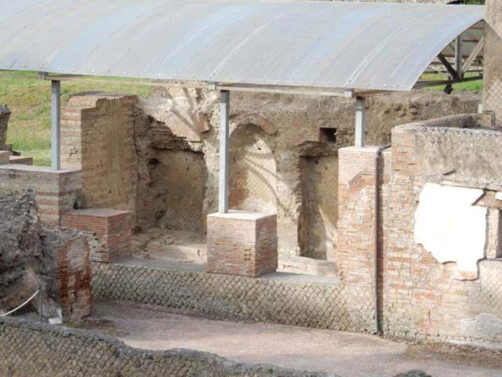 VII.16.a Pompeii. May 2015. Looking east towards room 2, the hot pool. Photo courtesy of Buzz Ferebee.

