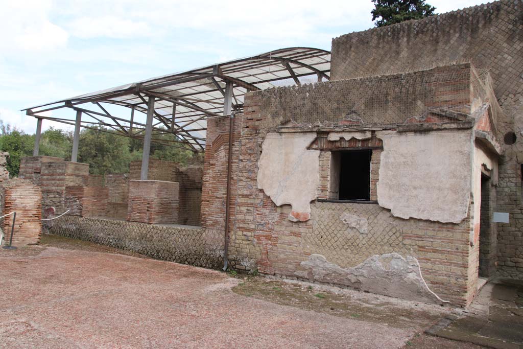 VII.16.a Pompeii. October 2020. Looking north-east towards room 2, the hot pool, on left, and window and doorway of room 1, on right. 
Photo courtesy of Klaus Heese. 
