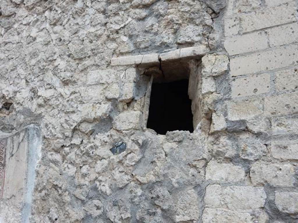 VII.16.a Pompeii. May 2015. Second small window. Photo courtesy of Buzz Ferebee.