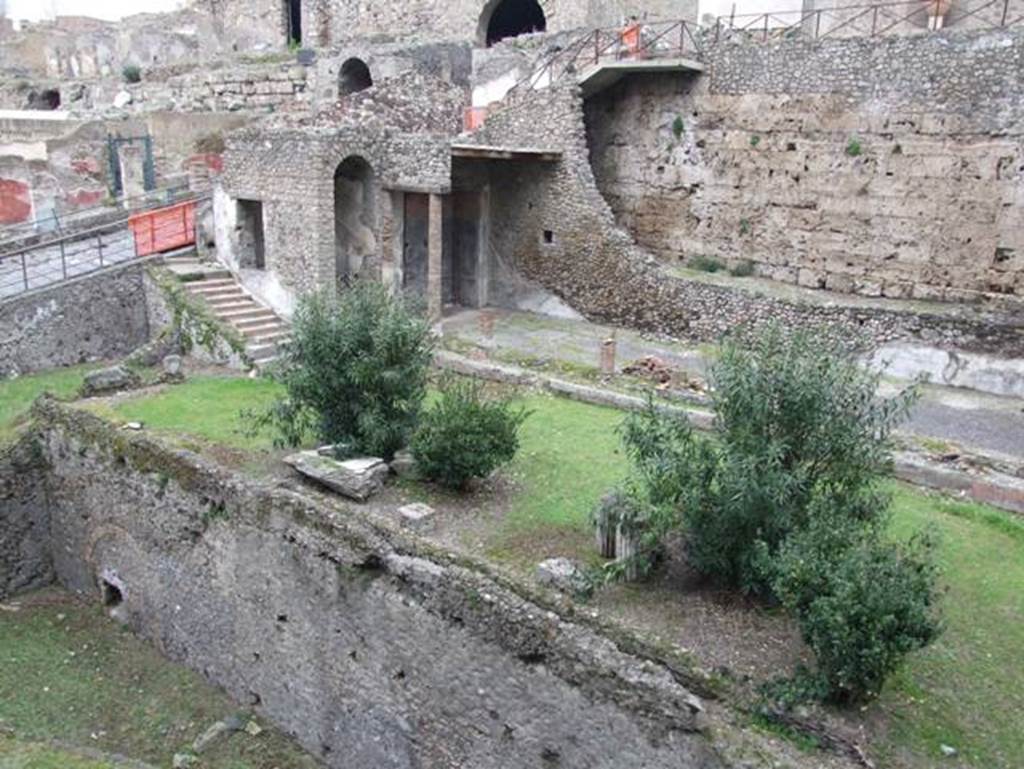 VIII.1.a Pompeii. December 2007. North end of portico and garden.