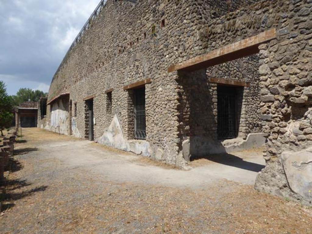 VIII.1.a, Pompeii. June 2017. Looking north-east to doorway from portico to peristyle, on right.  Photo courtesy of Michael Binns.
