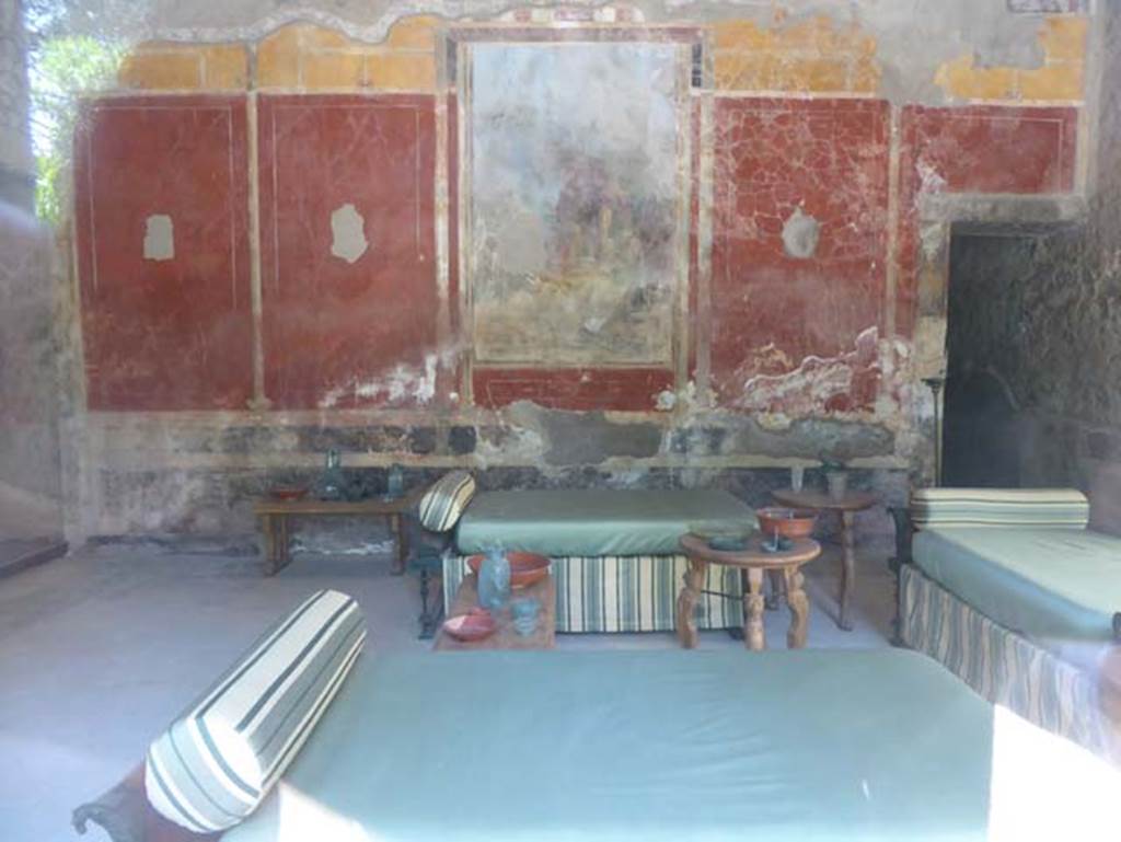 VIII.1.a, Pompeii. June 2017. North wall of triclinium C. Photo courtesy of Michael Binns.