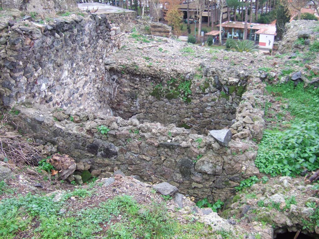 VIII.2.3 and VIII.2.16 Pompeii. December 2005. 
Two rooms belonging to lower level of VIII.2.16 (?) beneath the oecus, on the south-east side of the peristyle/garden. 
