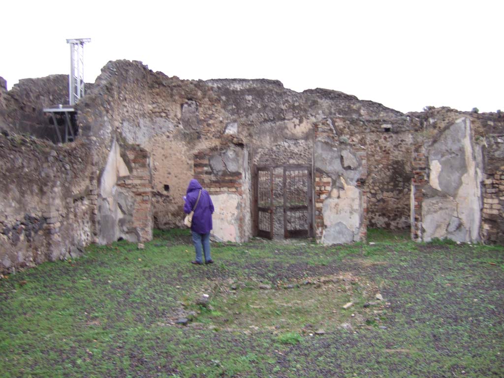 VIII.2.3 Pompeii. December 2005. Looking north across atrium to entrance doorway.