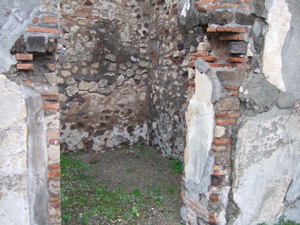 VIII.2.3 Pompeii. December 2005. Doorway to cubiculum on east of entrance corridor.