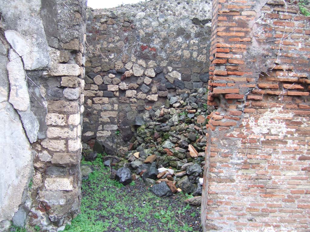 VIII.2.3 Pompeii. December 2005. Doorway to cubiculum in north-east corner on east side of atrium.