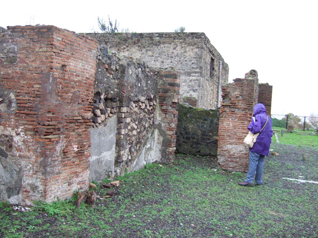 VIII.2.3 Pompeii. December 2005. Looking across atrium to room in south-east corner.