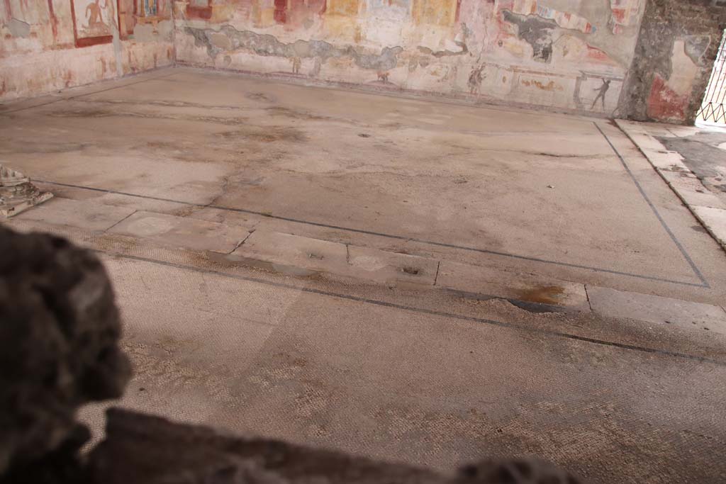 VIII.2.23 Pompeii. October 2020. Looking across mosaic flooring towards east and south walls. Photo courtesy of Klaus Heese.