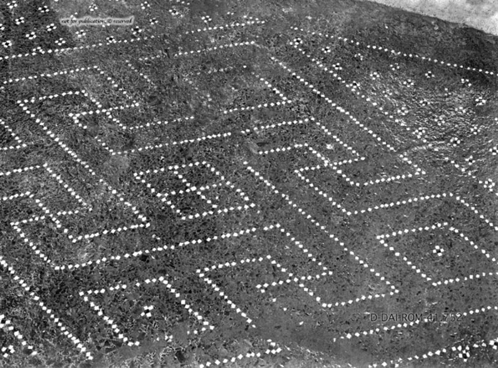 VIII.2.26 Pompeii. c.1930. Vestibule “a”, cocciopesto flooring decorated in small white tesserae.
DAIR 41.752. Photo © Deutsches Archäologisches Institut, Abteilung Rom, Arkiv.
See Pernice, E.  1938. Pavimente und Figürliche Mosaiken: Die Hellenistische Kunst in Pompeji, Band VI. Berlin: de Gruyter, (tav. 45.2, above.)
