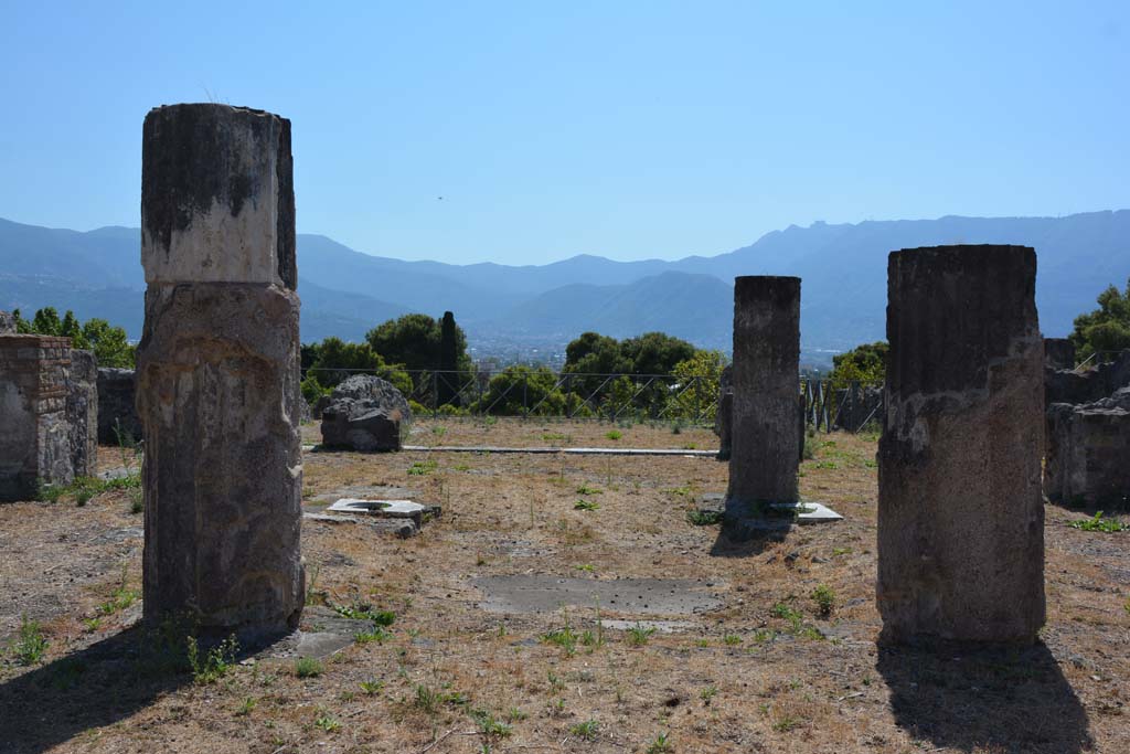 VIII.2.28 Pompeii. March 2019. Looking south across site of impluvium in atrium.
Foto Annette Haug, ERC Grant 681269 DÉCOR
