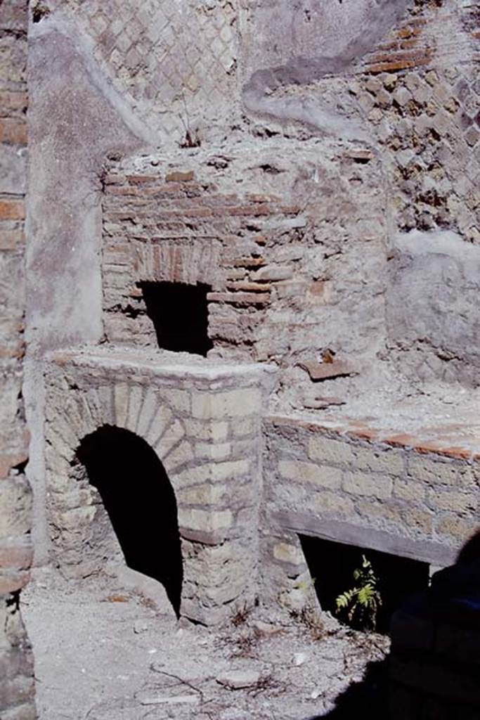 VIII.2.30 Pompeii. 1968. Hearth and oven in kitchen. Photo by Stanley A. Jashemski.
Source: The Wilhelmina and Stanley A. Jashemski archive in the University of Maryland Library, Special Collections (See collection page) and made available under the Creative Commons Attribution-Non Commercial License v.4. See Licence and use details.
J68f1061
