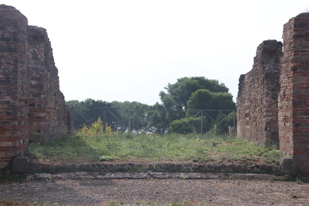 VIII.2.30 Pompeii. October 2023. Looking south towards tablinum. Photo courtesy of Klaus Heese.