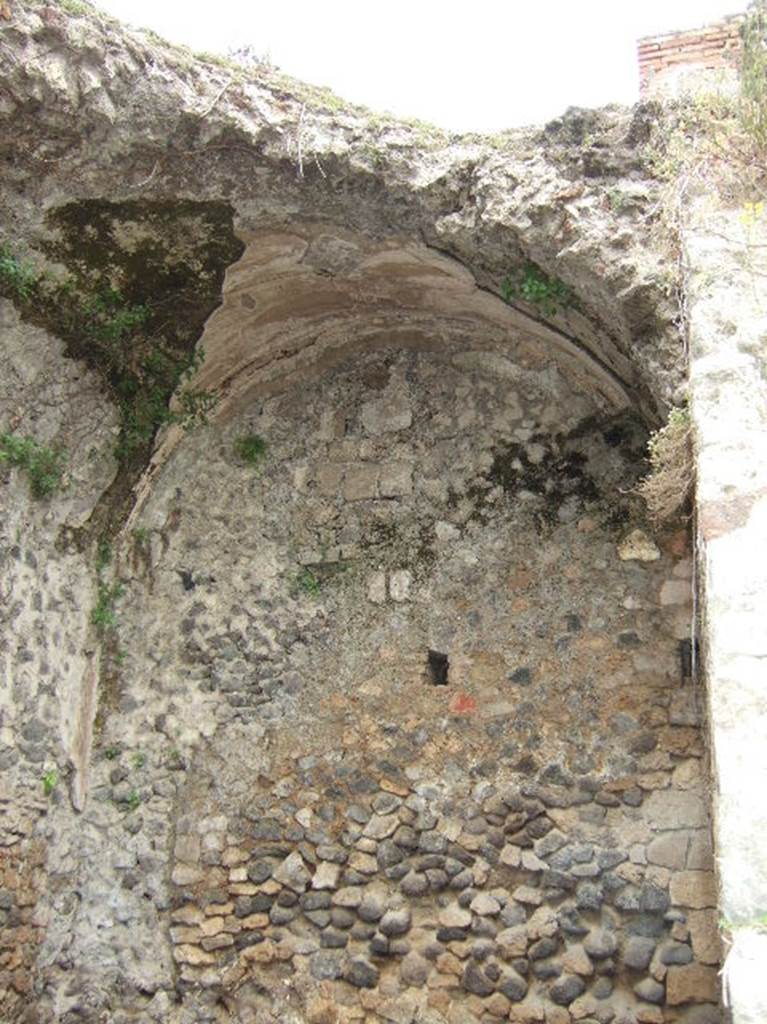 VIII.2.39 Pompeii. May 2006. Room th, on first lower floor.