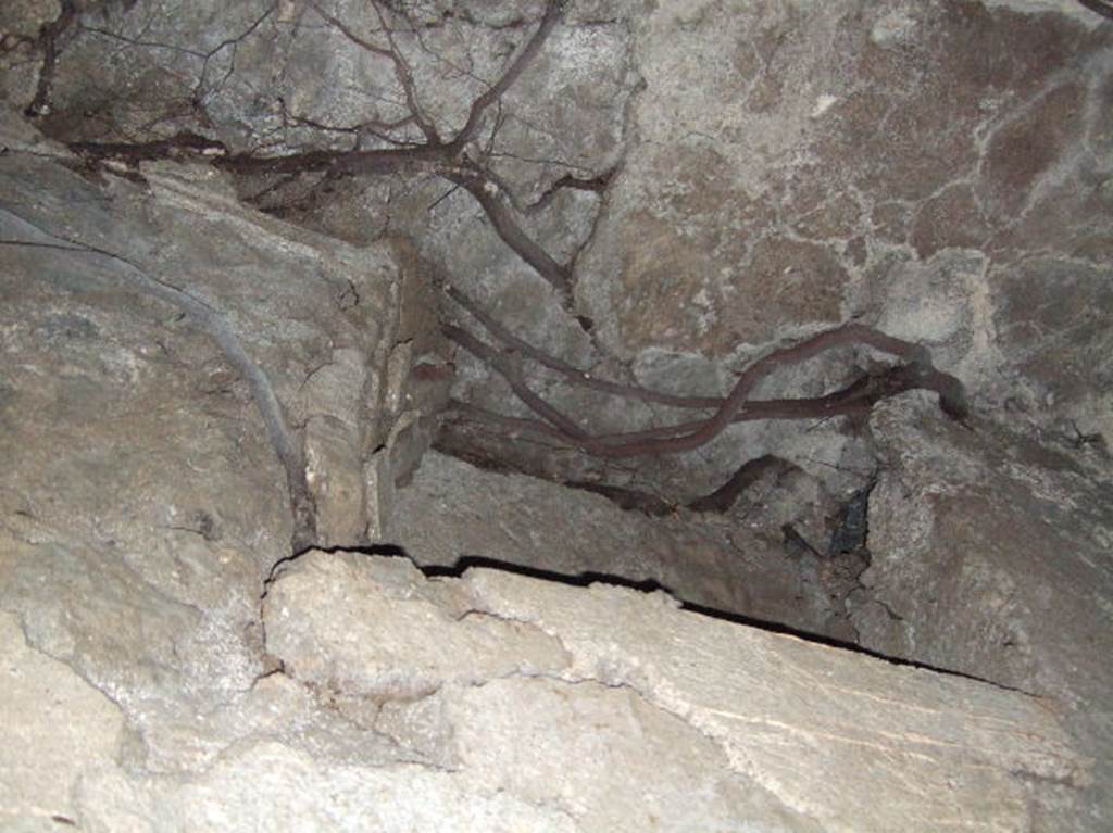 VIII.2.39 Pompeii. May 2006. Second lower floor.