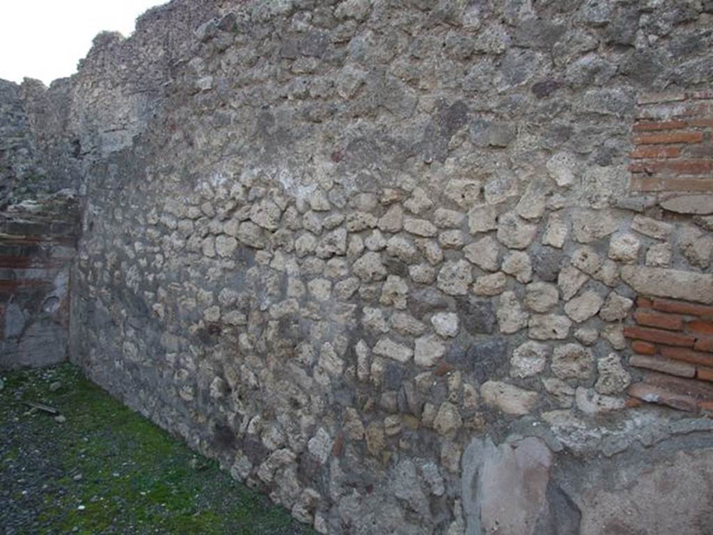 VIII.3.7 Pompeii.  Shop.  December 2007.  West wall.