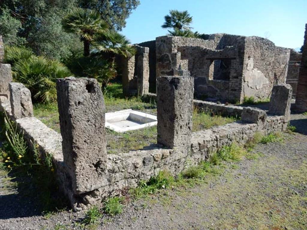 VIII.3.14 Pompeii. May 2016. Looking north-east across atrium towards oecus fenestratum. Photo courtesy of Buzz Ferebee.
