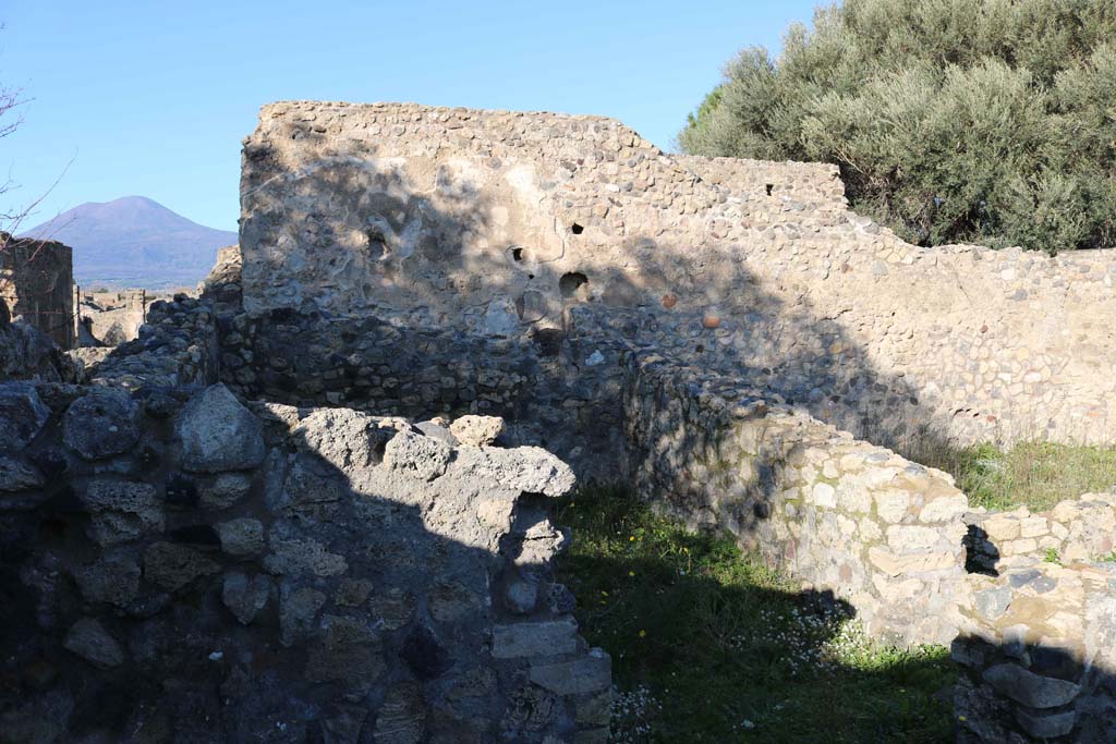 VIII.3.15, Pompeii. December 2018. Looking north to doorway to triclinium 4. Photo courtesy of Aude Durand.