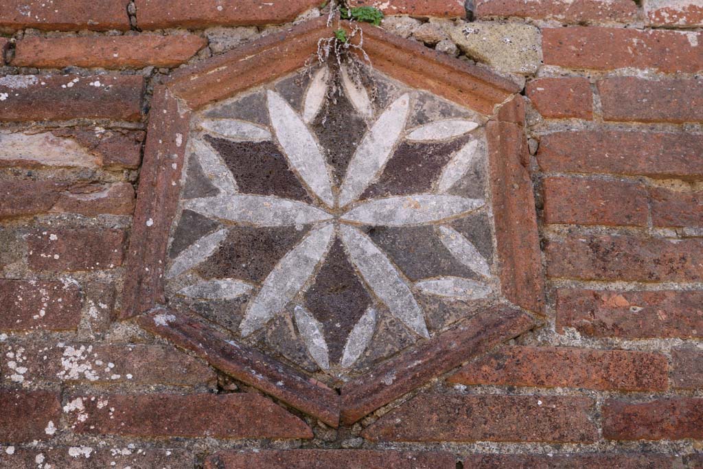 VIII.4.1 Pompeii. December 2018. Detail of plaque. Photo courtesy of Aude Durand.