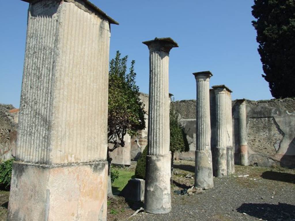 VIII.4.4 Pompeii.  March 2009. Area 13, looking east from south-west corner along south portico. Found scratched on one of the corner pillars of the portico was a proverb  If you want to waste time, scatter millet and pick it up again. [CIL IV 2069] See Cooley, A. and M.G.L., 2004. Pompeii : A Sourcebook. London : Routledge. (p.78)

Fiorelli said this inscription was to be found on one of the corner pillars in the south portico:
IIIIORAM  SI  QVAIIRIIS
SPARGHII IIIIILIV IIT COL
L I G I I
See Pappalardo, U., 2001. La Descrizione di Pompei per Giuseppe Fiorelli (1875). Napoli: Massa Editore. (p.127)

MORAM  SI  QVAERES
SPARGE  MILIV(m)  ET  COL
 LIGE                                  [CIL IV.2069]
See Jashemski, W. F., 1993. The Gardens of Pompeii, Volume II: Appendices. New York: Caratzas. (p.212)
