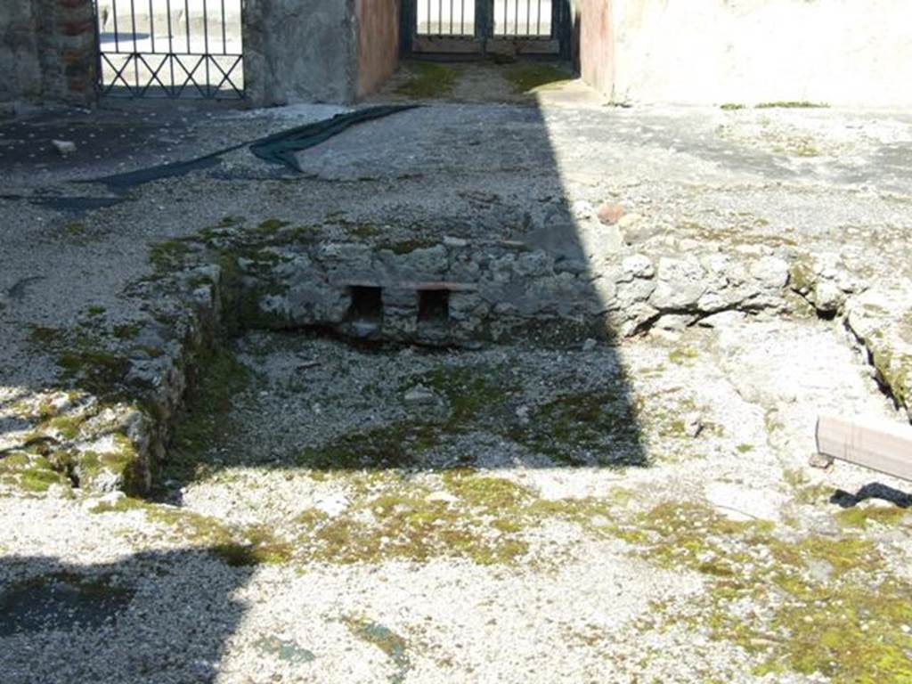 VIII.4.4 Pompeii. March 2009. Room 1, looking north across impluvium in atrium.