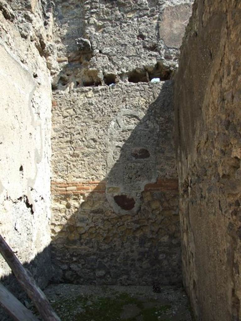 VIII.4.4 Pompeii.  March 2009. Room 2.  East wall.