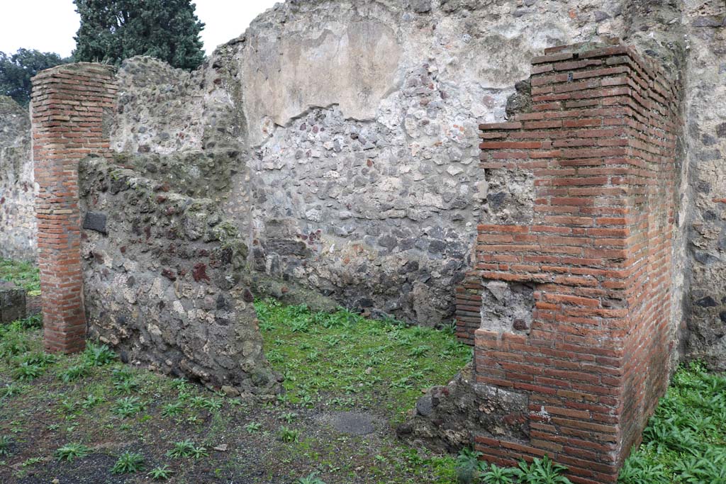 VIII.4.12, Pompeii. December 2018. Looking towards rooms on the east side of atrium. Photo courtesy of Aude Durand.