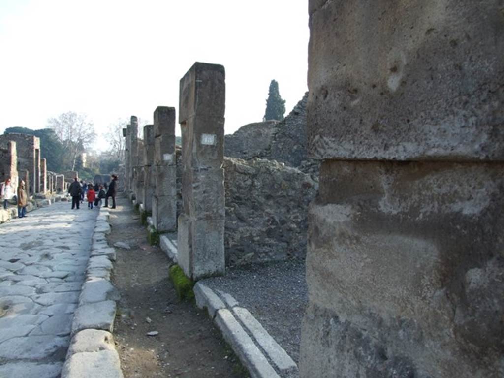 VIII.4.18 Pompeii. December 2007. Entrance on Via Stabiana. A painted inscription was found on the faade of either VIII.4.18 or 19. The only readable part was 
..ius rog(at)   [CIL IV 983]
Della Corte wrote that unfortunately this was not enough to give a name, see below.
See Della Corte, M., 1965.  Case ed Abitanti di Pompei. Napoli: Fausto Fiorentino. (p.262)
